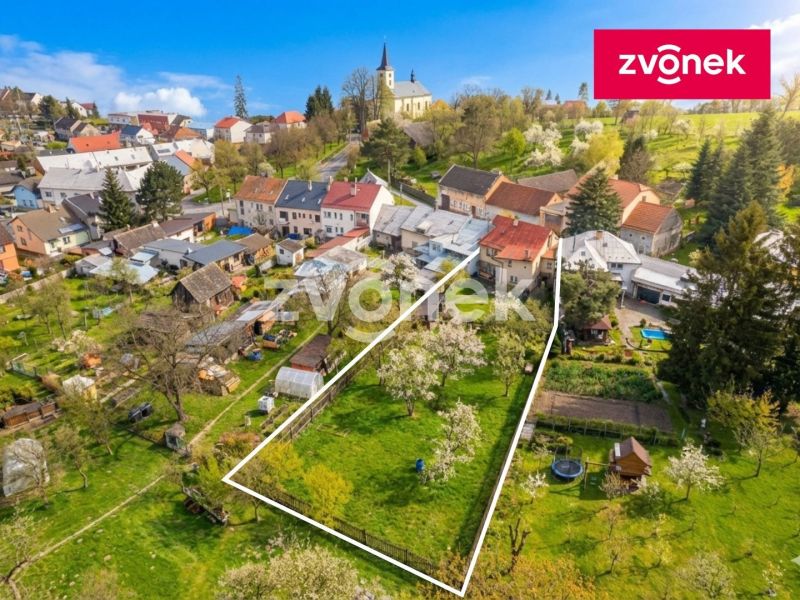 Příležitost v Mysločovicích: Dvougenerační dům s obrovským pozemkem k rekonstrukci