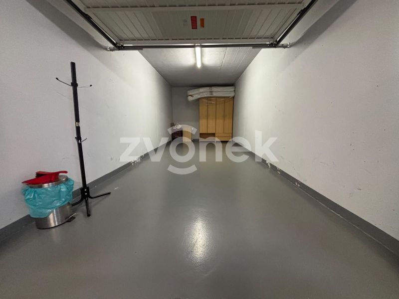 Pronájem garáže 20 m², Zlín