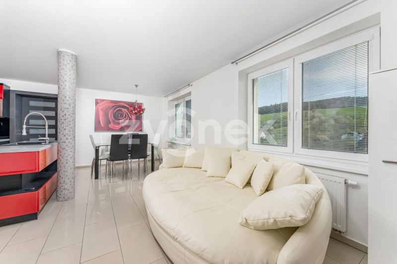 Prodej rodinného domu 258 m², Všemina