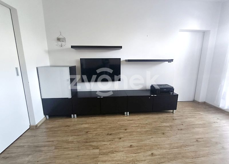 Pronájem bytu 3+1 68 m², Zlín