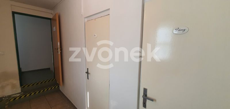 Pronájem kanceláře 103 m², Otrokovice