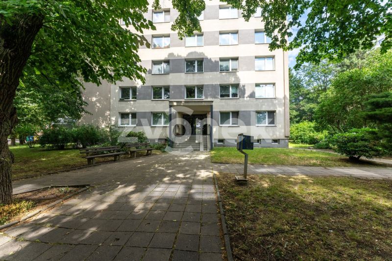 Prodej bytu 2+kk 40 m², 2. května / Zlín - centrum