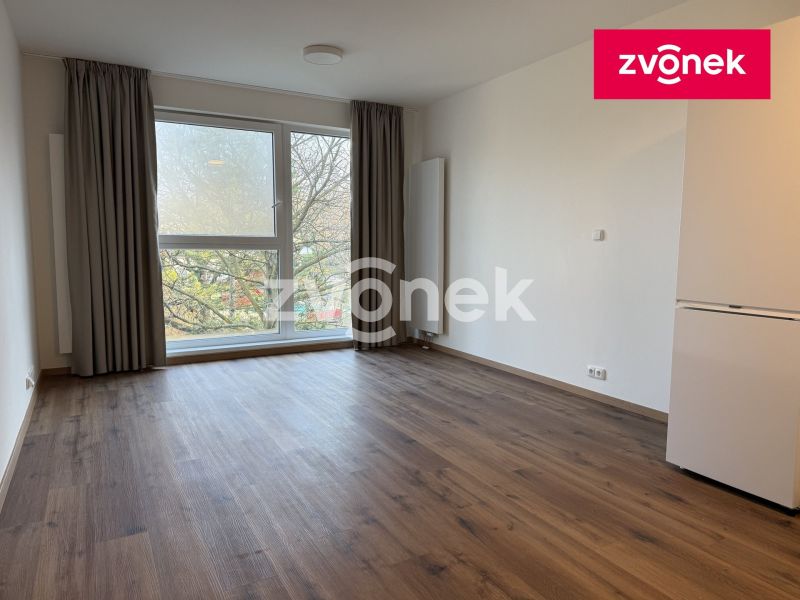 Pronájem bytu 1+kk 32 m², Zlín