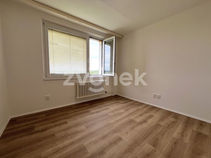 Pronájem bytu 3+1 62 m², Chropyně