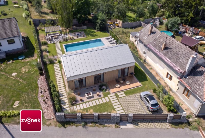 Prodej stavebního pozemku 800 m², Kroměříž - Těšnovice