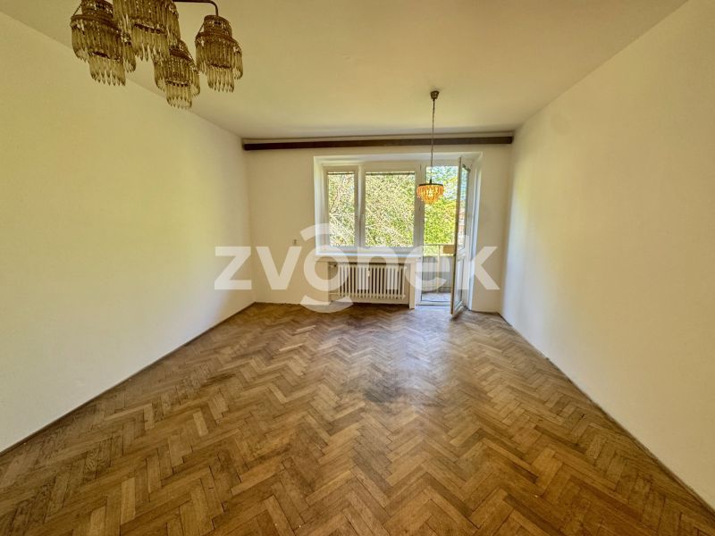 Prodej zděného  bytu 3+1 s balkonem, Zlín - Obeciny, ihned volný.