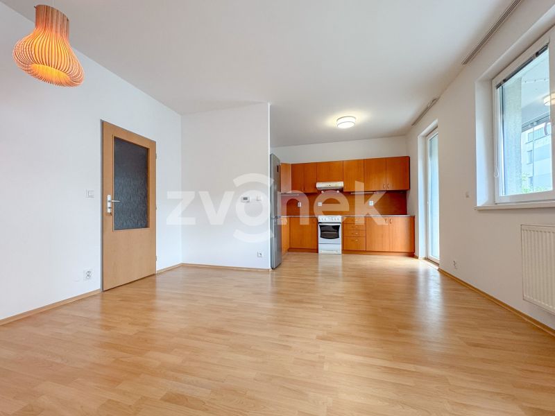 1+kk Zlín - Březnická, velká terasa, ihned