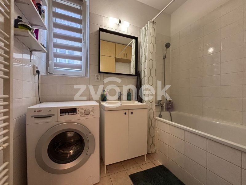 Prodej bytu 2+1 56 m², centrum Otrokovic, Hložkova