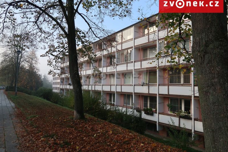 1+kk s balkónem, vhodné i pro studenty, pěkná lokalita Zlína