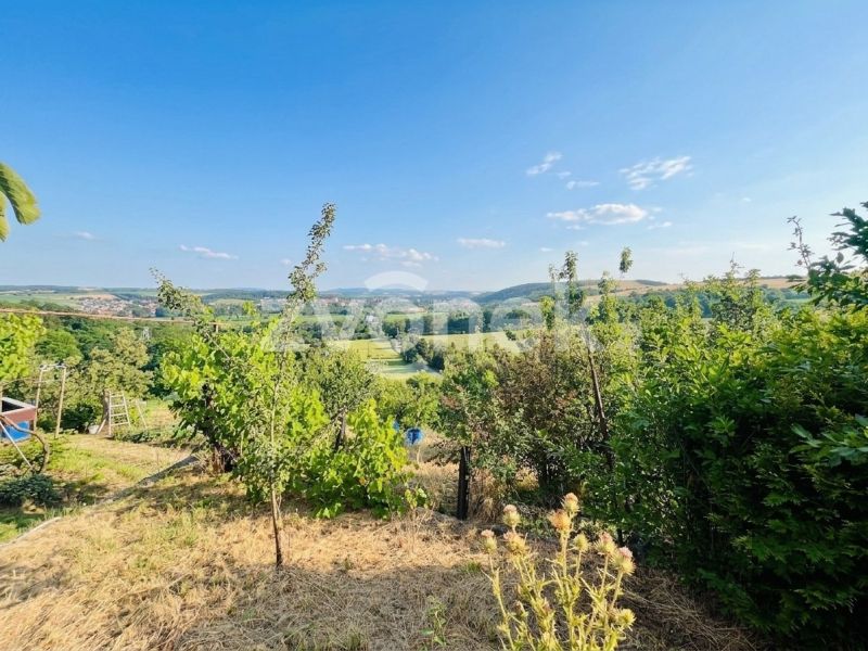 Prodej zděné chaty se zahradou 707 m², Napajedla