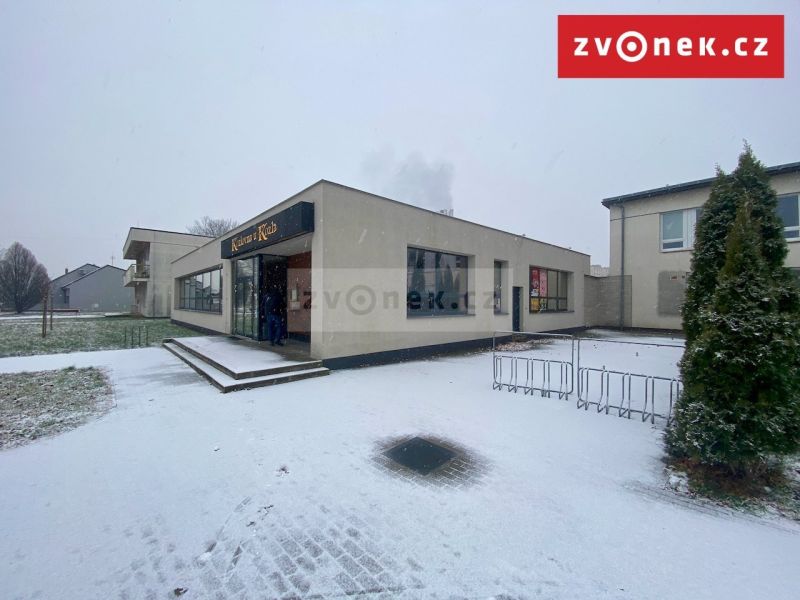 Prodej obchodního prostoru 500 m², Holešov