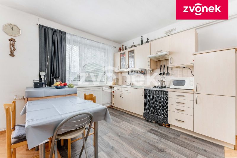 Prodej rodinného domu 220 m², Břest
