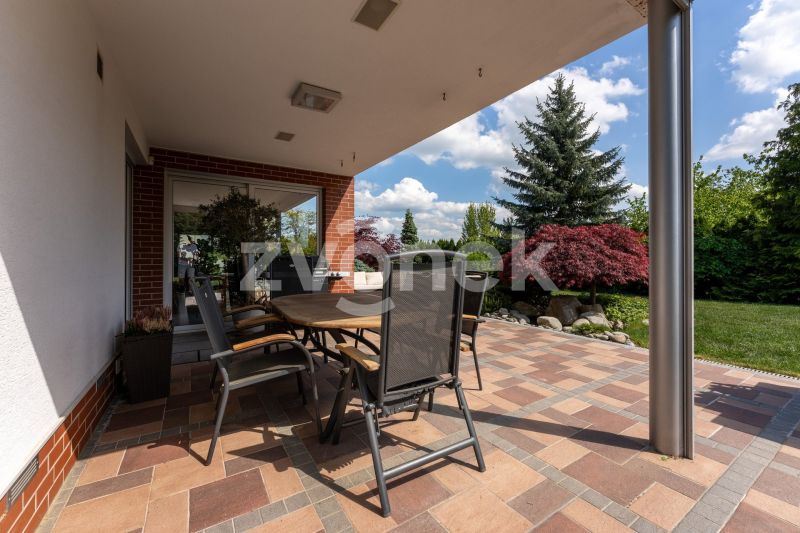 Velkorysá rodinná vila 7+1, 479 m², pozemek 1 503 m² – Zlín, Nivy IV