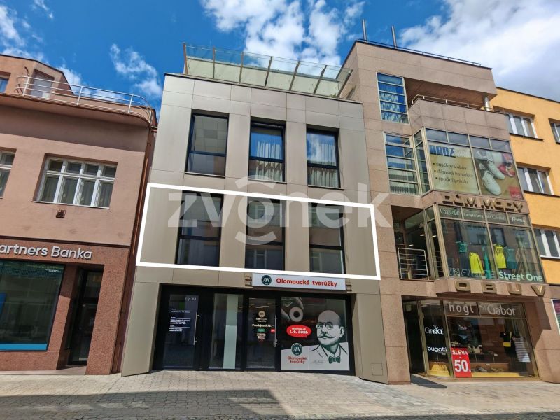 Pronájem obchodních / kancelářských prostor 108 m², ulice Rašínova, Zlín