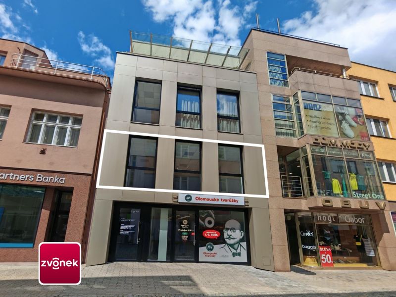 Pronájem nebytových prostor 108 m² + až 4x parkovací stání, ulice Rašínova, Zlín