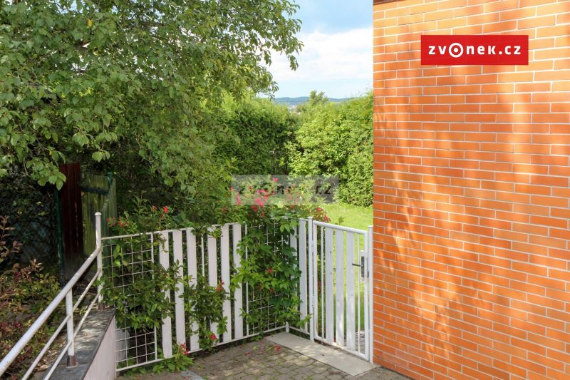 Pronájem rodinného domu 200 m², Zlín