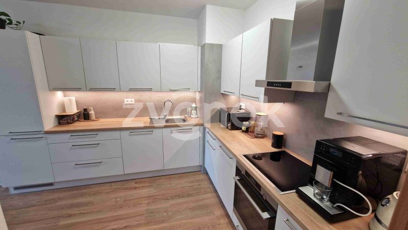 Pronájem bytu 2+kk 50 m², Staré Město