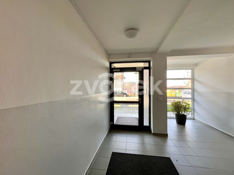Pronájem bytu 1+kk 30 m², Zlín