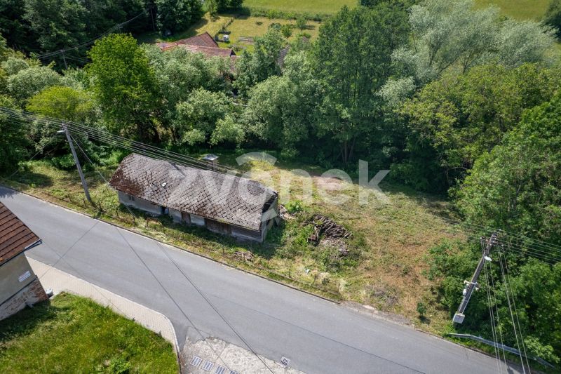 Prodej stavebního pozemku 1 784 m², Ublo