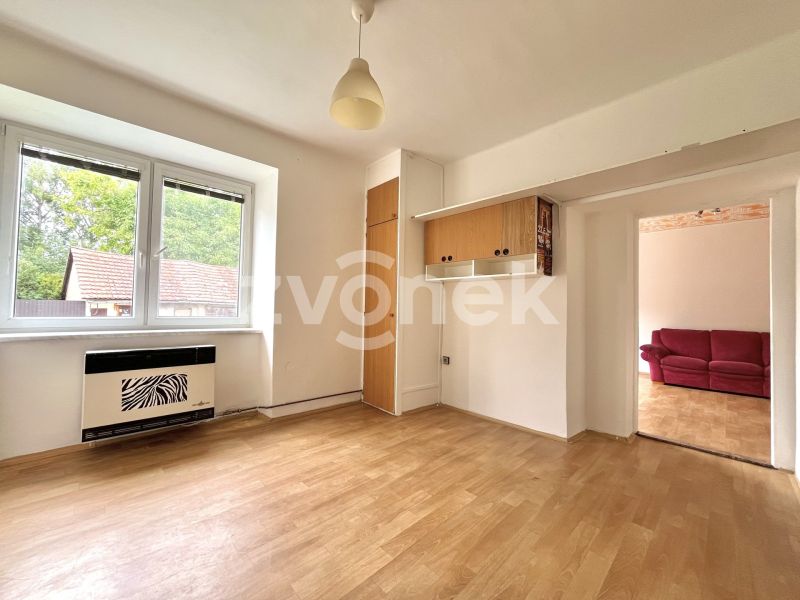Prodej bytu 1+1 46 m², Hulín