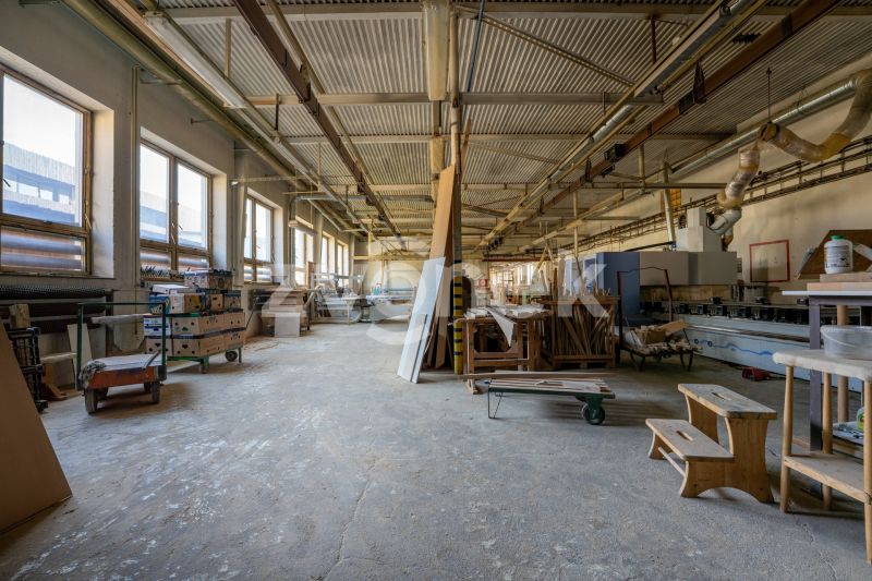 Prodej výrobního areálu se sušárnou na dřevo a s pozemky 6069 m², Valašské Příkazy