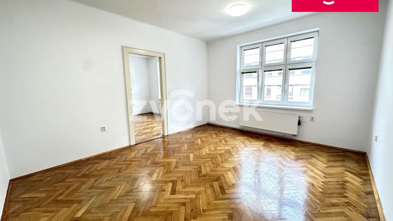 Pronájem bytu 3+1 v centru Zlína, ul. Soudní ( Náměstí Míru )