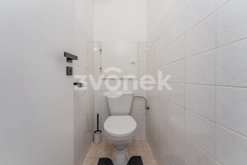 Prodej bytu 2+1 56 m², centrum Otrokovic, Hložkova
