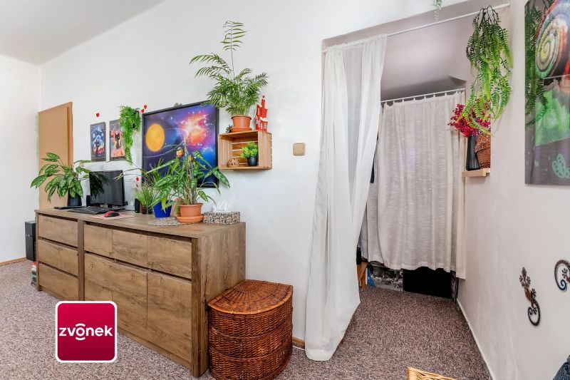 Prodej bytu 2+kk 38 m², Vsetín