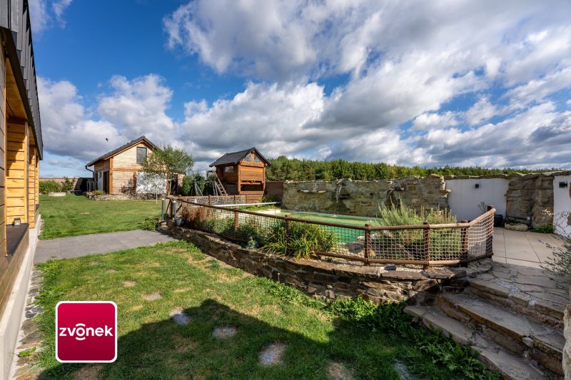 Prodej rodinného domu 4+kk, 191 m², Zádveřice-Raková