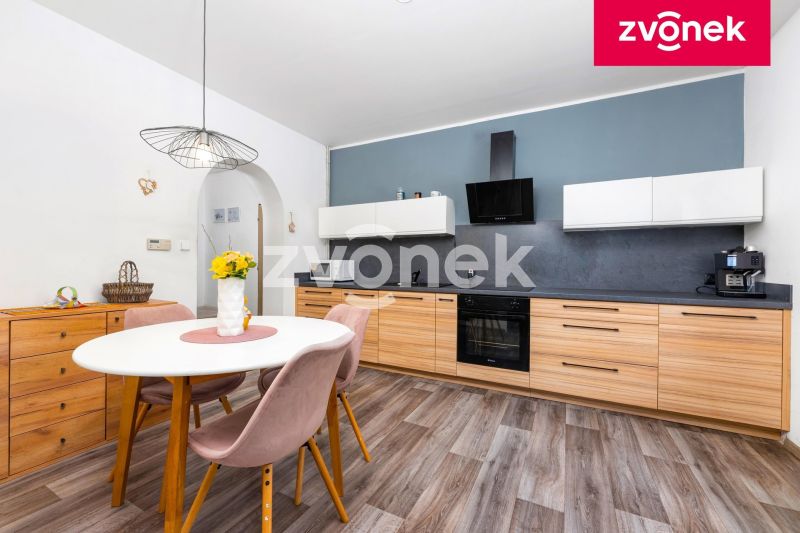 Prodej rodinného domu 300 m², Vizovice