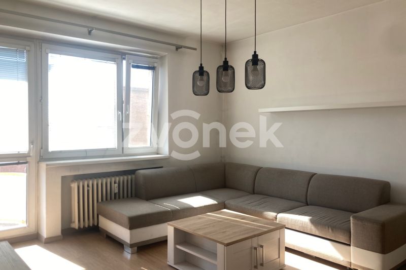Pronájem bytu 3+kk s balkónem po kompletní rekonstrukci, Zlín – Obeciny I