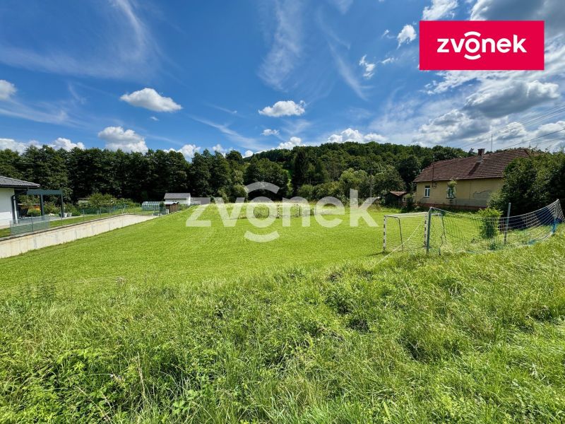 Prodej stavebního pozemku 3688 m², Želechovice nad Dřevnicí