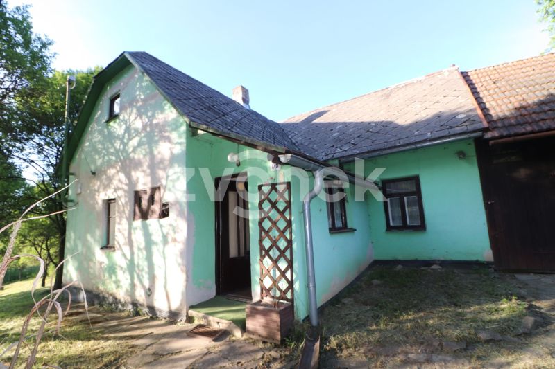 Prodej chalupy s velkými pozemky Kochavec, Štítná nad Vláří