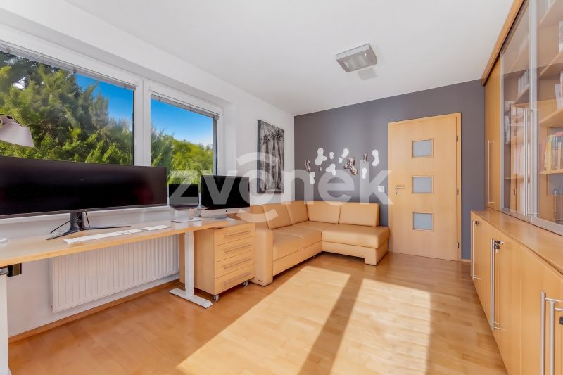 Velkorysá rodinná vila 7+1, 479 m², pozemek 1 503 m² – Zlín, Nivy IV