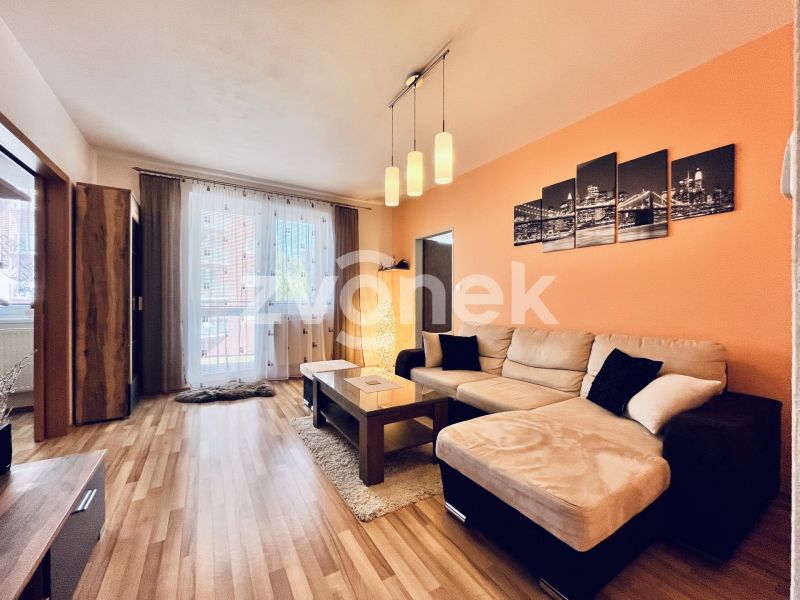 Pronájem bytu 2+1 52 m², Zlín