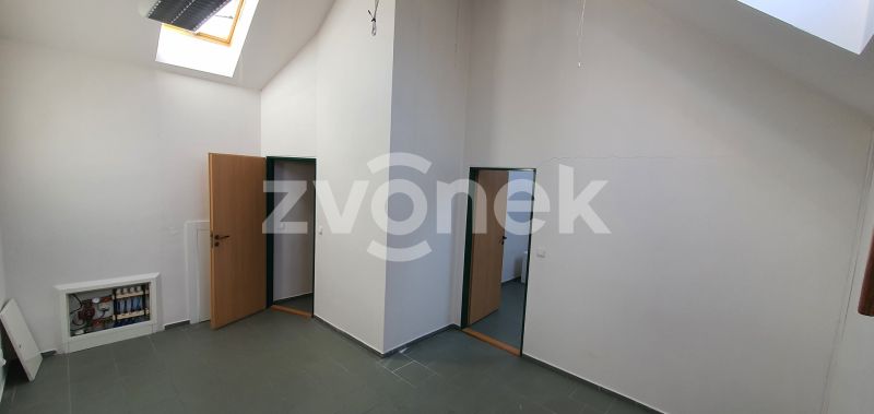Pronájem kanceláře 103 m², Otrokovice