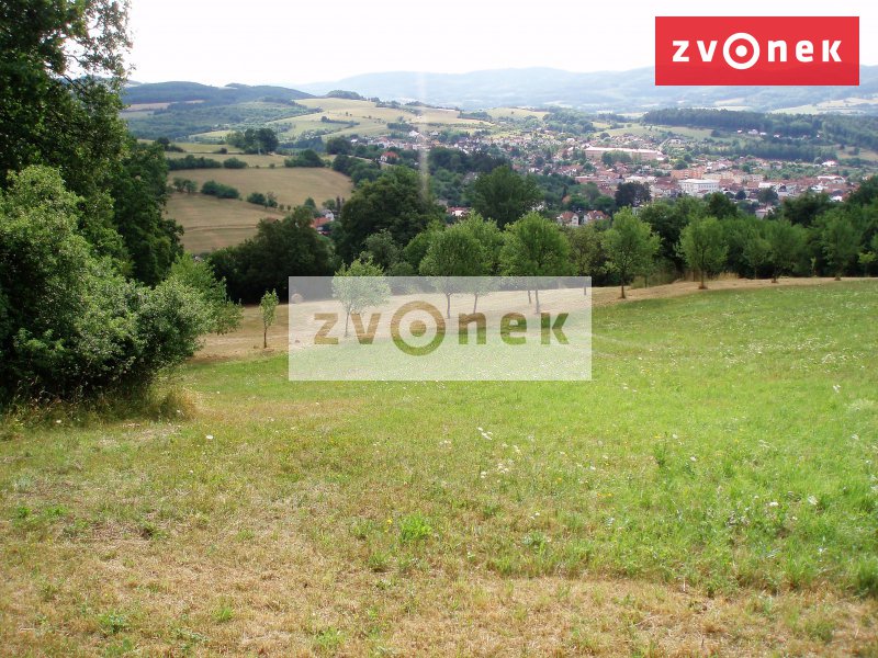 Prodej souboru pozemků o velikosti 7.426m2 v katastru obce Vizovice, okr. Zlín.