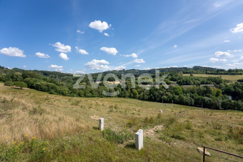 Prodej stavebního pozemku Jablůnce s projektem na stavbu roubenky, 1 055 m2