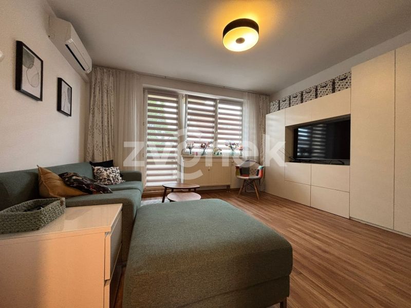Prodej bytu 2+1 56 m², centrum Otrokovic, Hložkova