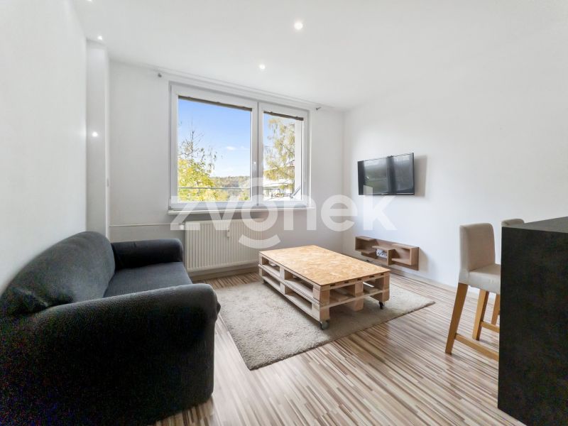 Pronájem bytu 2+kk 34 m², Zlín