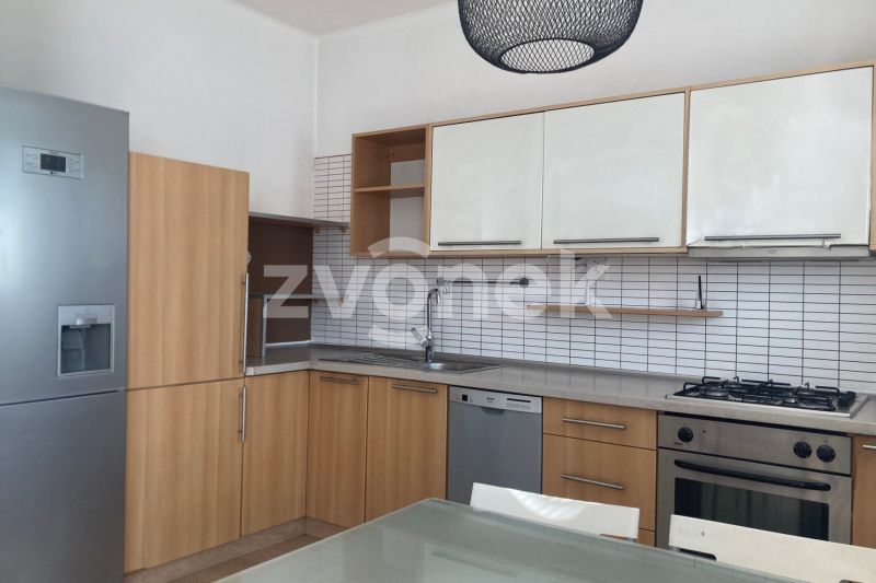 Pronájem bytu 3+kk s balkónem po kompletní rekonstrukci, Zlín – Obeciny I