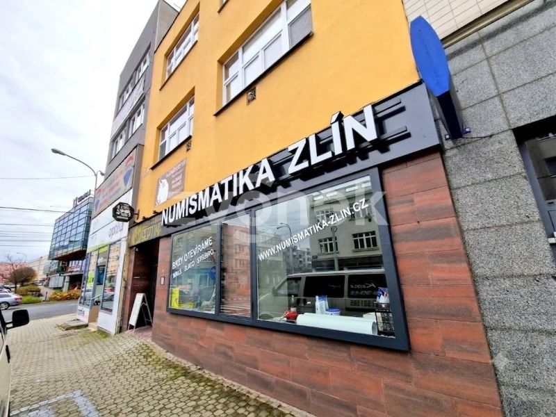 Pronájem 2+kk Zlín - centrum, ul. Zarámí
