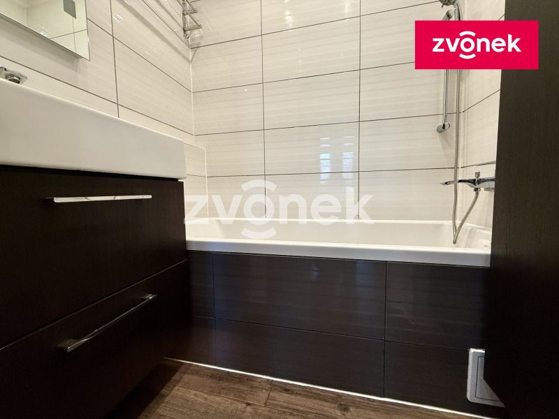 Prodej bytu 3+1 68 m², Zlín - Malenovice