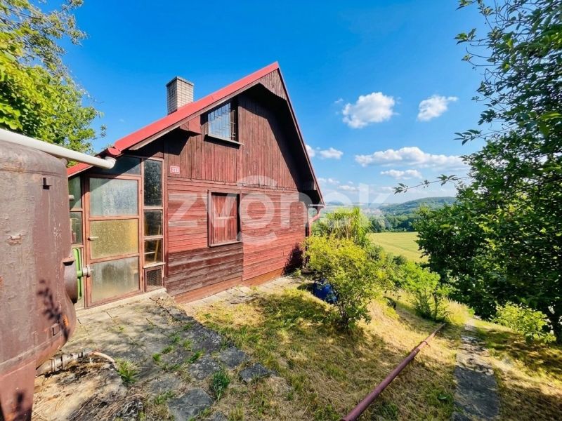 Prodej zděné chaty se zahradou 707 m², Napajedla