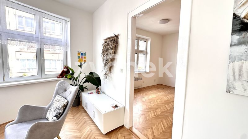 Pronájem kanceláře 40 m², Zlín