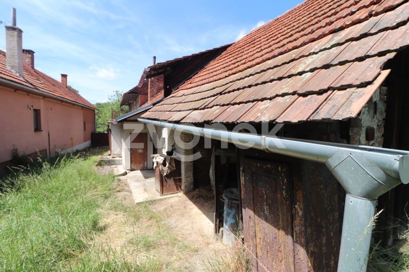 Prodej rodinného domu s velkou zahradou, Vlachovice - Vrbětice