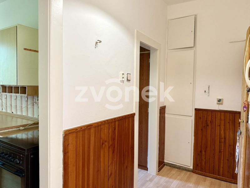 Prodej zděného  bytu 3+1 s balkonem, Zlín - Obeciny, ihned volný.