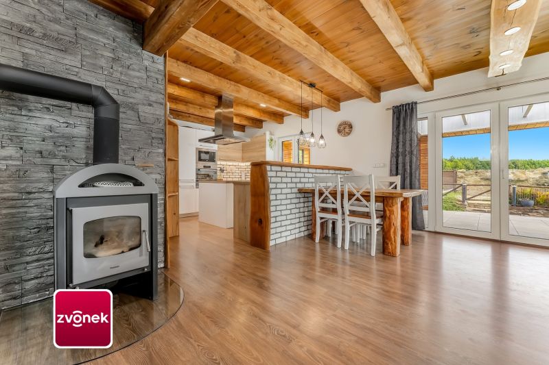 Prodej rodinného domu 4+kk, 191 m², Zádveřice-Raková
