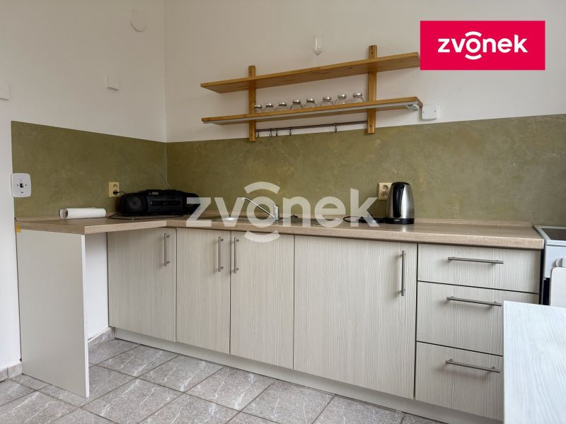 Pronájem bytu 1+1 40 m², Zlín - Kudlov