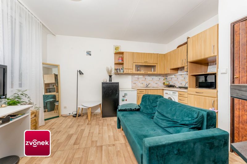 Prodej bytu 1+1 40 m², ul. 2. května, Zlín